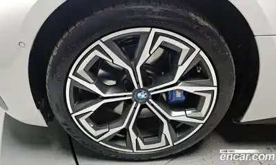 BMW i4 2023 0.2 гидро в Москве № 491786, миниатюра 5
