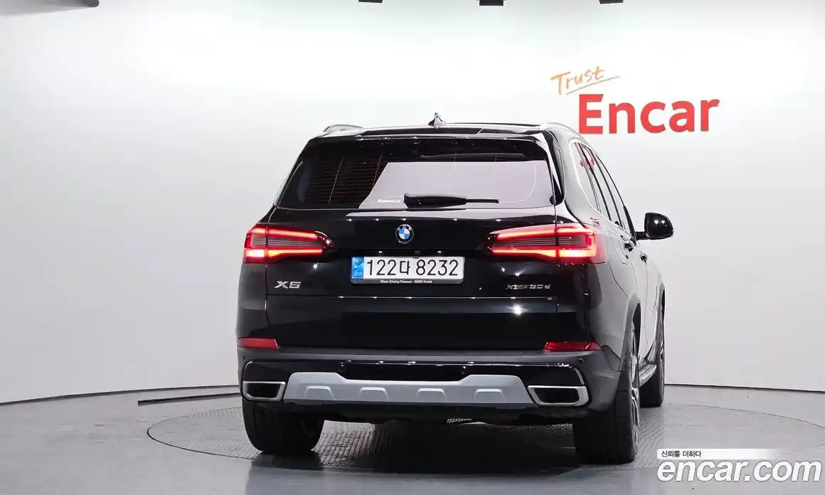 BMW X5 2022 3.0 гидро в Москве № 493057, фото 4
