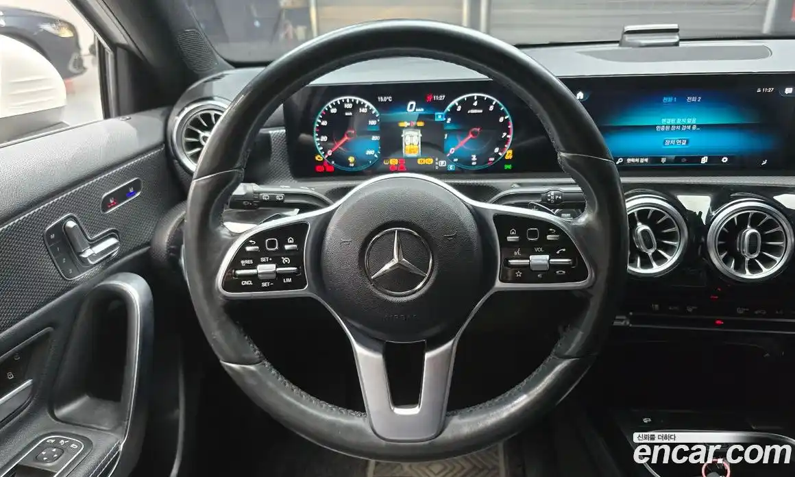 Mercedes-Benz A-Class 2021 2.0 гидро в Москве № 494872, фото 13