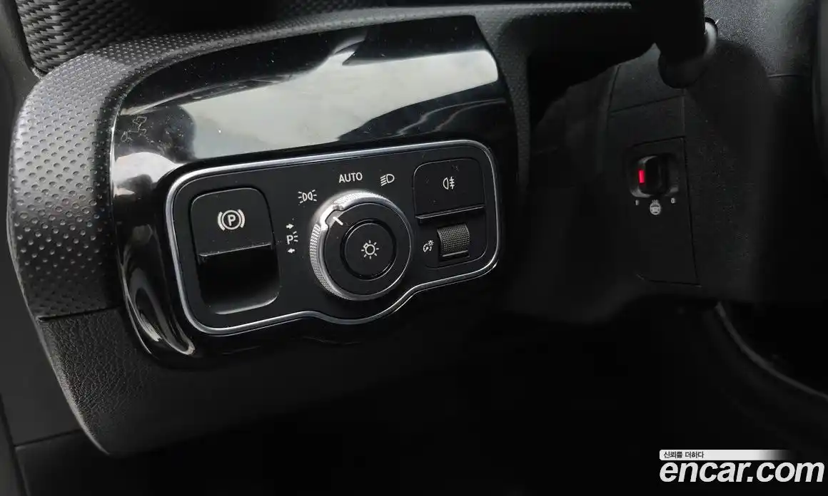 Mercedes-Benz A-Class 2021 2.0 гидро в Москве № 494872, фото 19