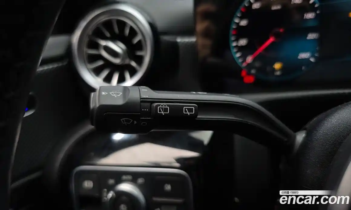 Mercedes-Benz A-Class 2021 2.0 гидро в Москве № 494872, фото 9