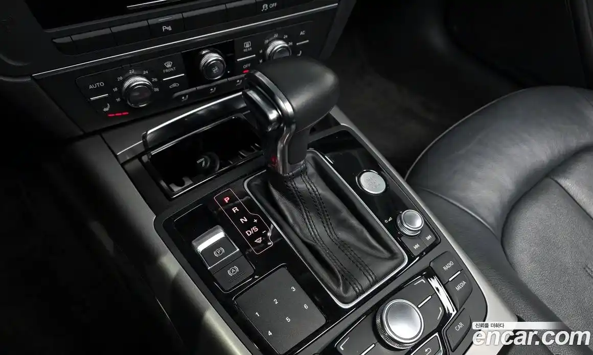 Audi A6 2012 3.0 гидро в Москве № 496878, фото 9