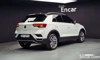 Volkswagen T-Roc 2021 2.0 гидро в Москве № 499847, миниатюра 2