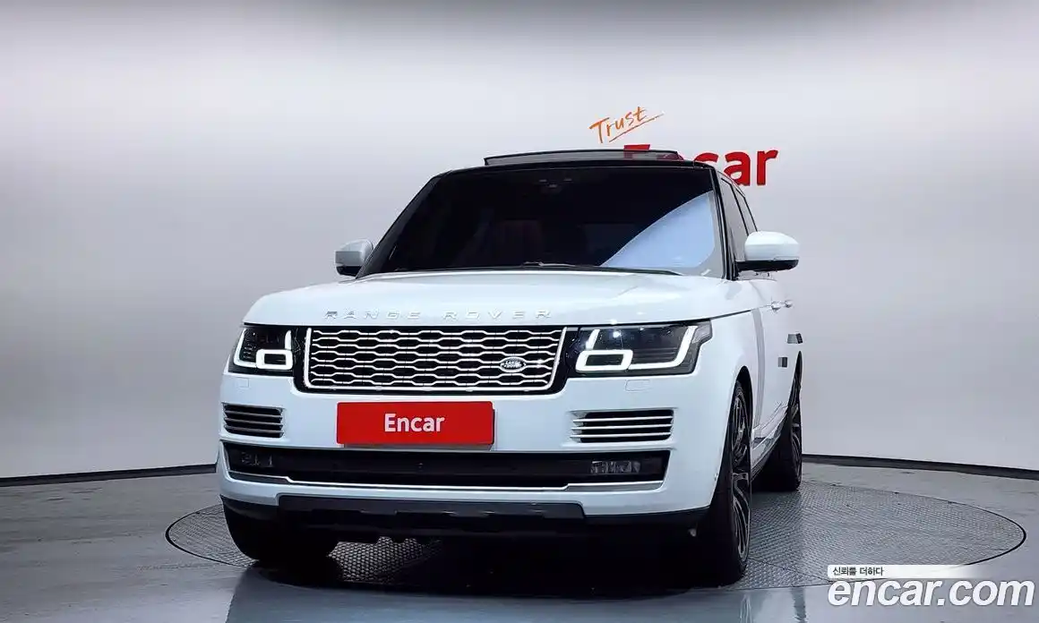 Land Rover Range-Rover 2017 4.4 гидро в Москве № 546238, фото 3