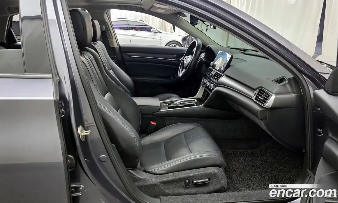 Honda Accord 2019 2.0 гидро в Москве № 584633, фото 11