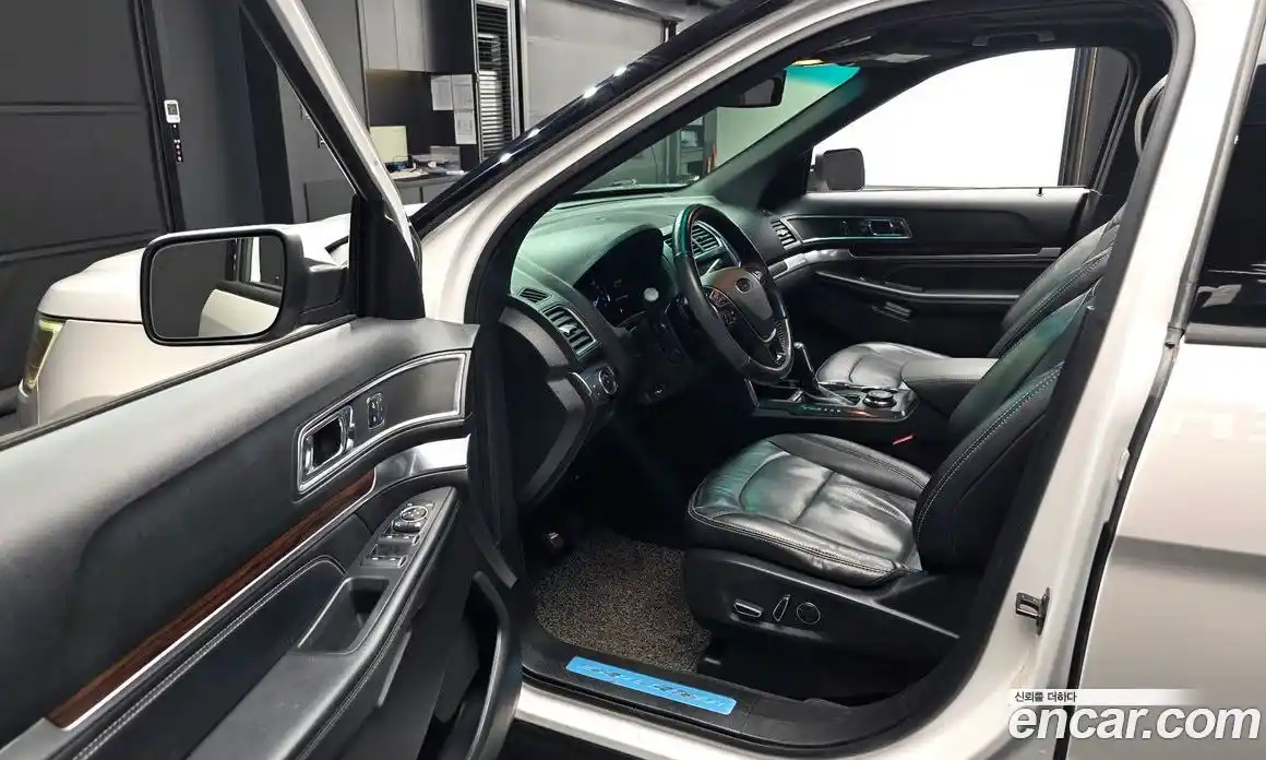 Ford Explorer 2017 2.3 гидро в Москве № 584886, фото 10