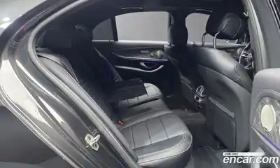 Mercedes-Benz E-Class 2022 2.0 гидро, миниатюра 12