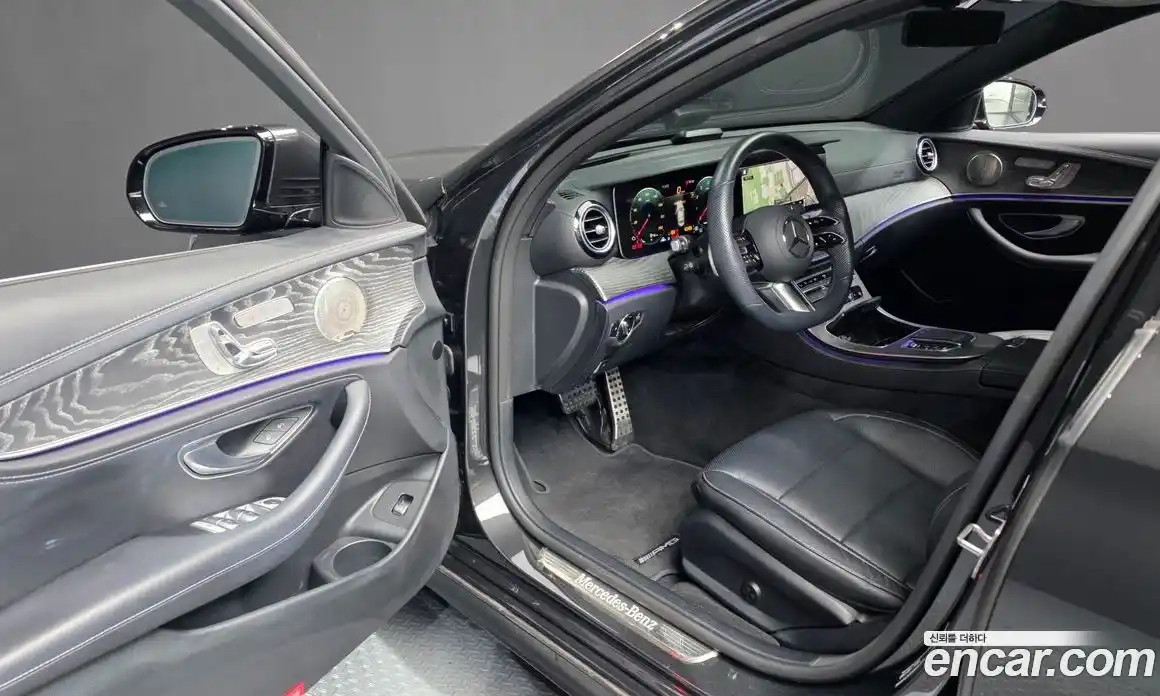Mercedes-Benz E-Class 2022 2.0 гидро, фото 10