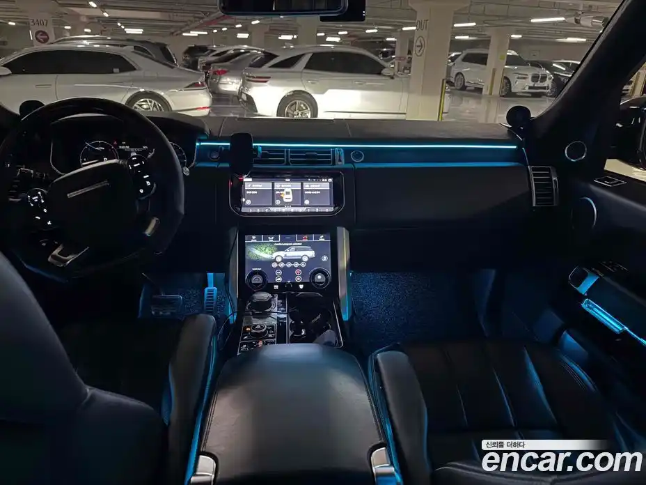 Land Rover Range-Rover 2015 4.4 гидро в Москве № 594972, фото 18