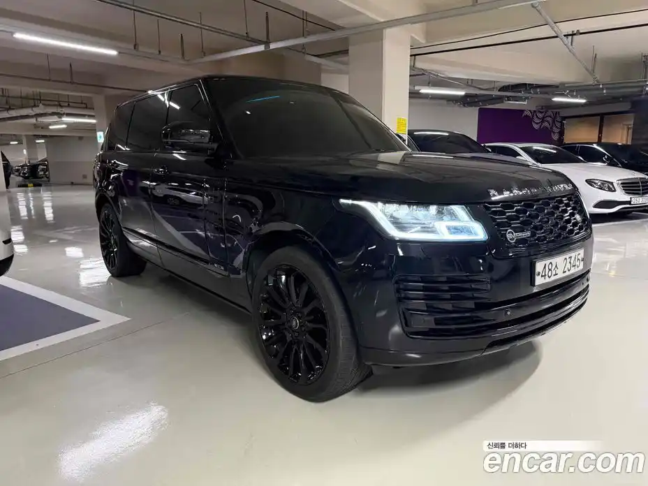 Land Rover Range-Rover 2015 4.4 гидро в Москве № 594972, фото 20