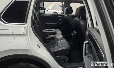 Volkswagen Tiguan 2022 2.0 гидро в Москве № 629040, миниатюра 12