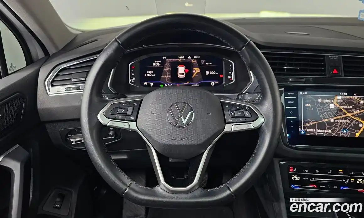 Volkswagen Tiguan 2022 2.0 гидро в Москве № 629040, фото 13