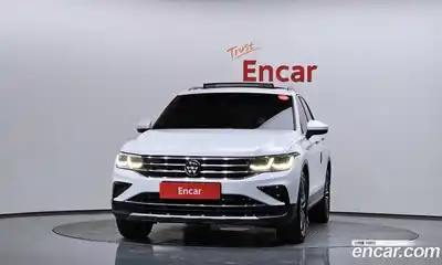 Volkswagen Tiguan 2022 2.0 гидро в Москве № 629040, миниатюра 3