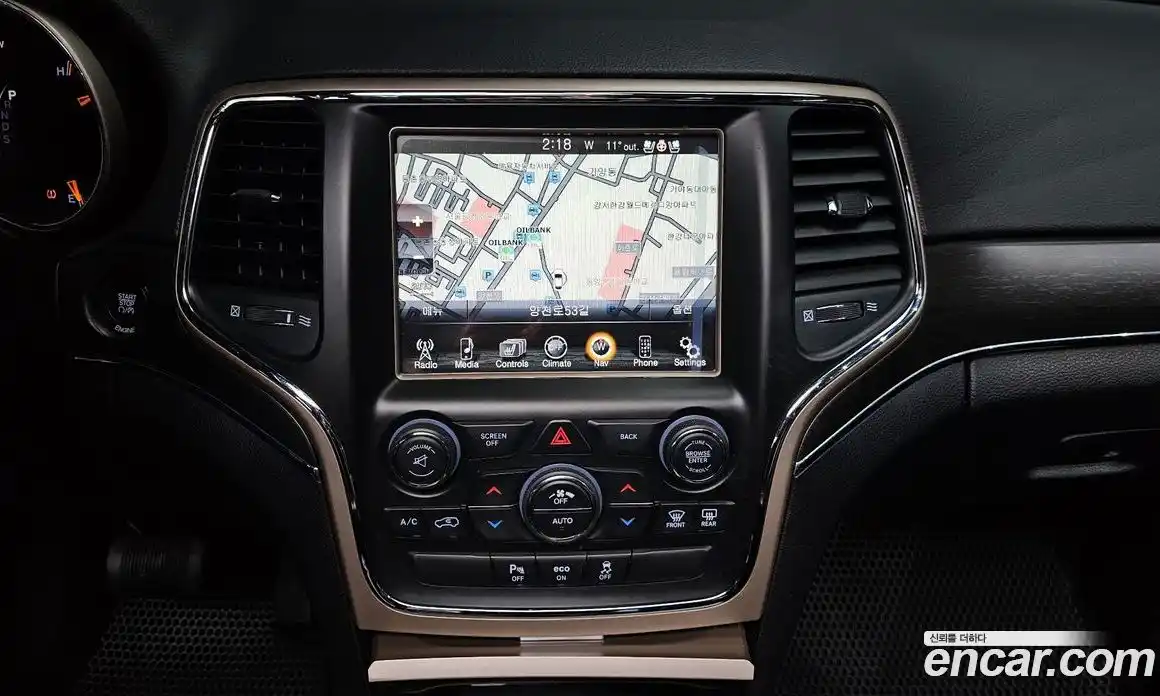 Jeep Cherokee 2015 3.6 гидро в Москве № 725327, фото 14