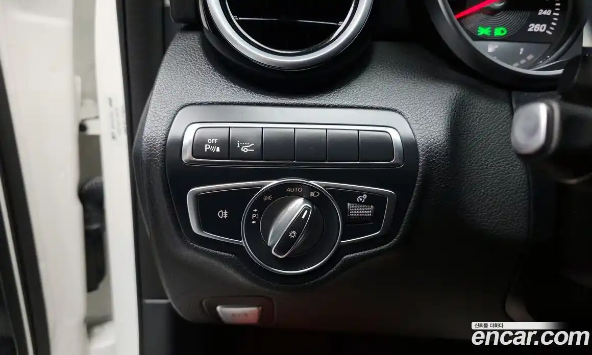 Mercedes-Benz C-Class 2017 2.0 гидро в Москве № 764533, фото 14