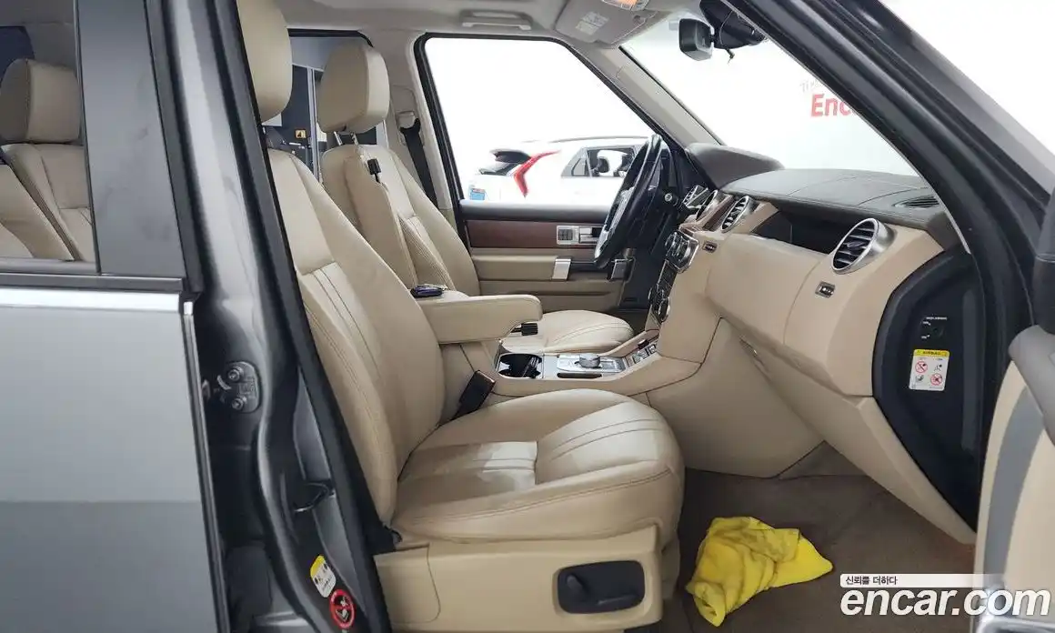 Land Rover Discovery 2016 3.0 гидро в Москве № 766095, фото 11