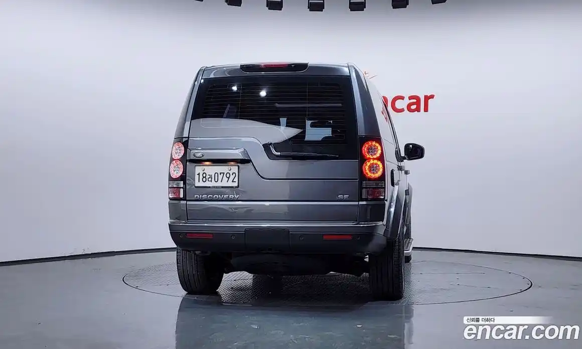 Land Rover Discovery 2016 3.0 гидро в Москве № 766095, фото 4