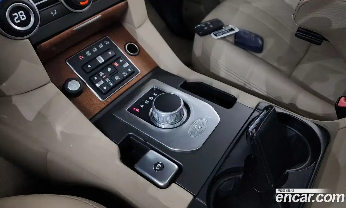 Land Rover Discovery 2016 3.0 гидро в Москве № 766095, фото 9