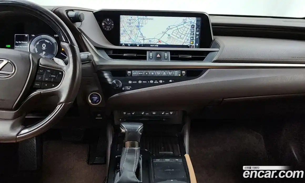 Lexus ES 2018 2.5 гидро в Москве № 766898, фото 14