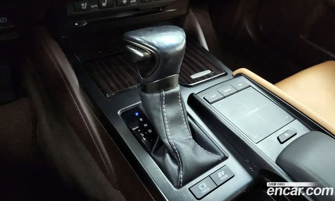 Lexus ES 2018 2.5 гидро в Москве № 766898, фото 9