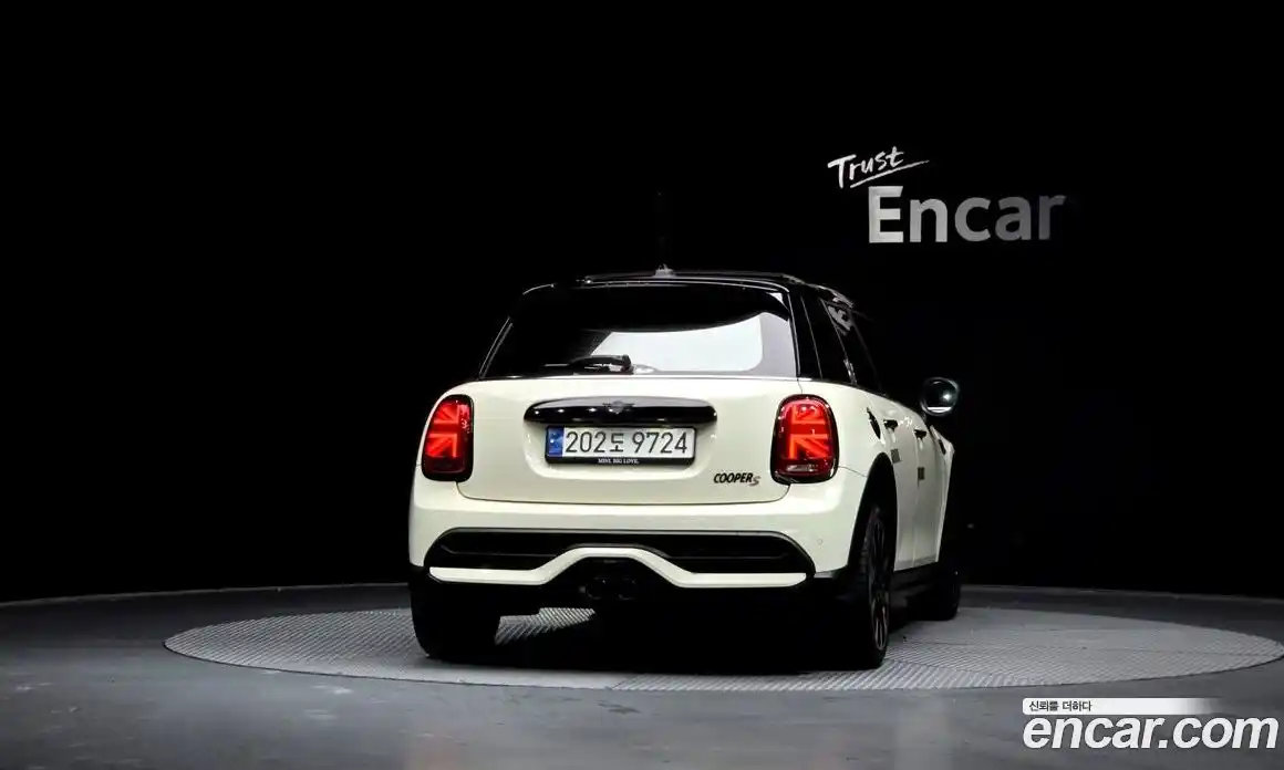 Mini Cooper 2021 2.0 гидро в Москве, фото 3
