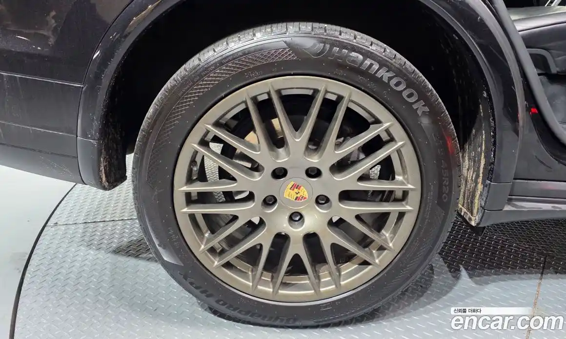 Porsche Cayenne 2016 3.0 гидро в Москве № 824390, фото 4