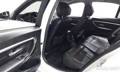 BMW 3-Series 2017 2.0 гидро в Москве № 858693, миниатюра 11