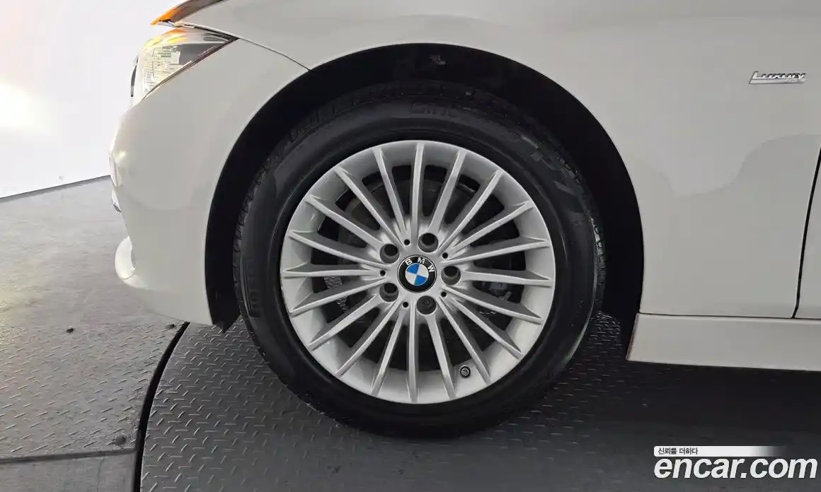 BMW 3-Series 2017 2.0 гидро в Москве № 858693, фото 4