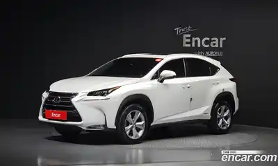 Lexus NX, 2015