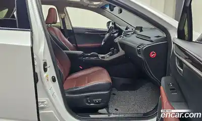 Lexus NX 2015 2.5 гидро в Москве № 862057, миниатюра 11