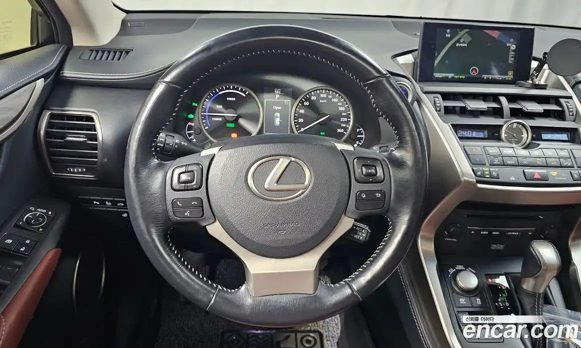 Lexus NX 2015 2.5 гидро в Москве № 862057, фото 13