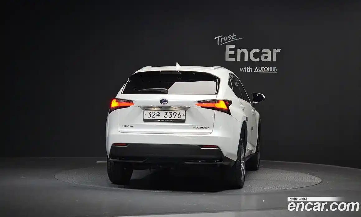 Lexus NX 2015 2.5 гидро в Москве № 862057, фото 4