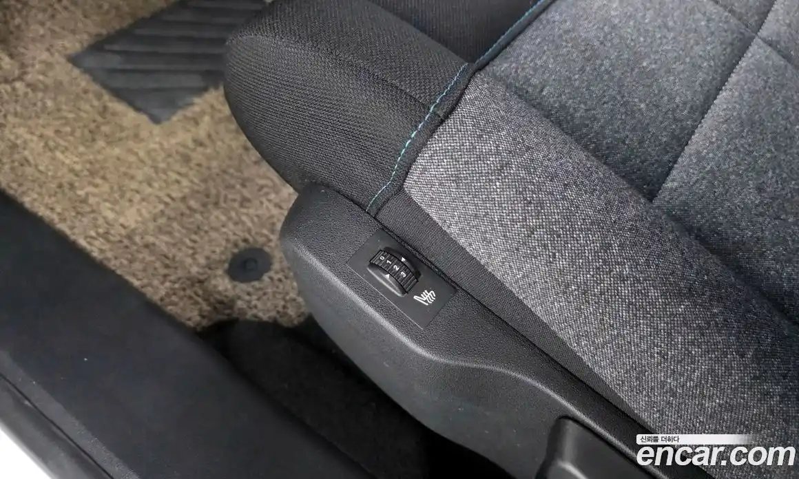 Citroen C4 Cactus 2019 1.5 гидро в Москве № 864434, фото 16