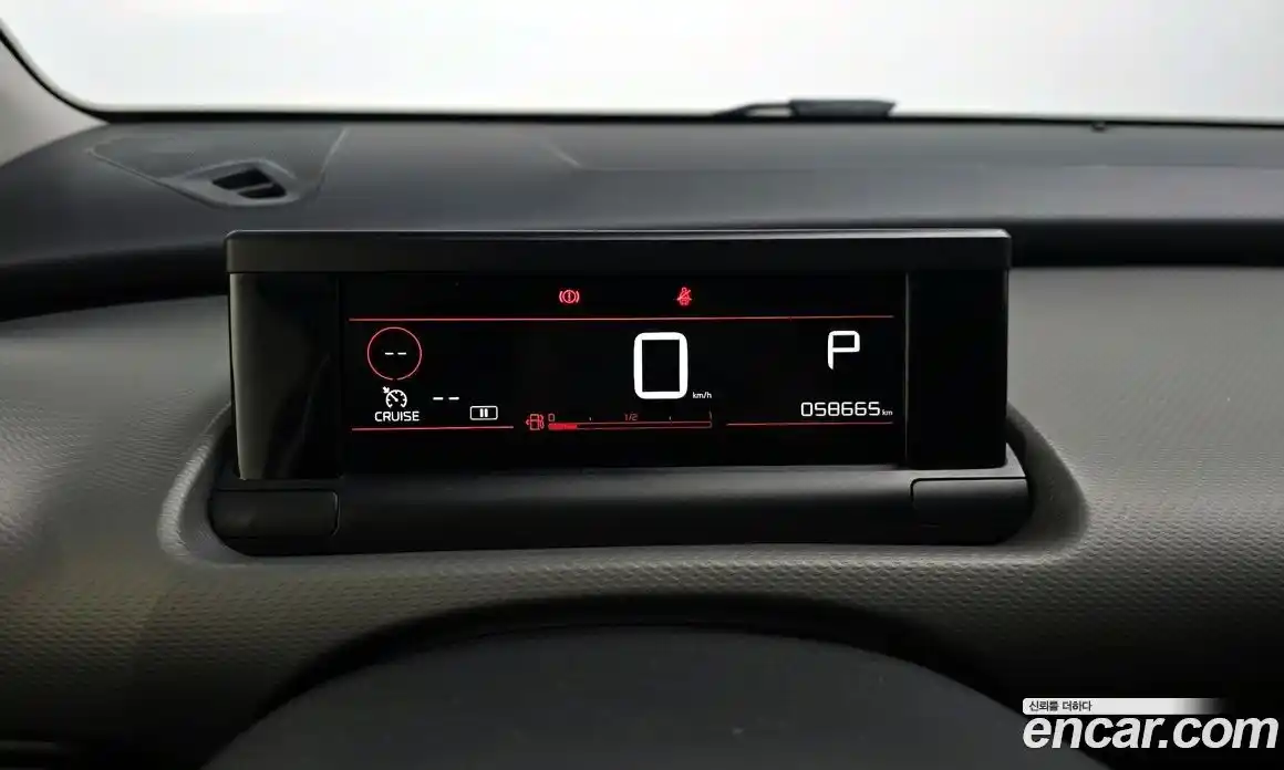 Citroen C4 Cactus 2019 1.5 гидро в Москве № 864434, фото 8