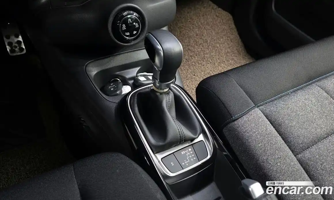 Citroen C4 Cactus 2019 1.5 гидро в Москве № 864434, фото 9