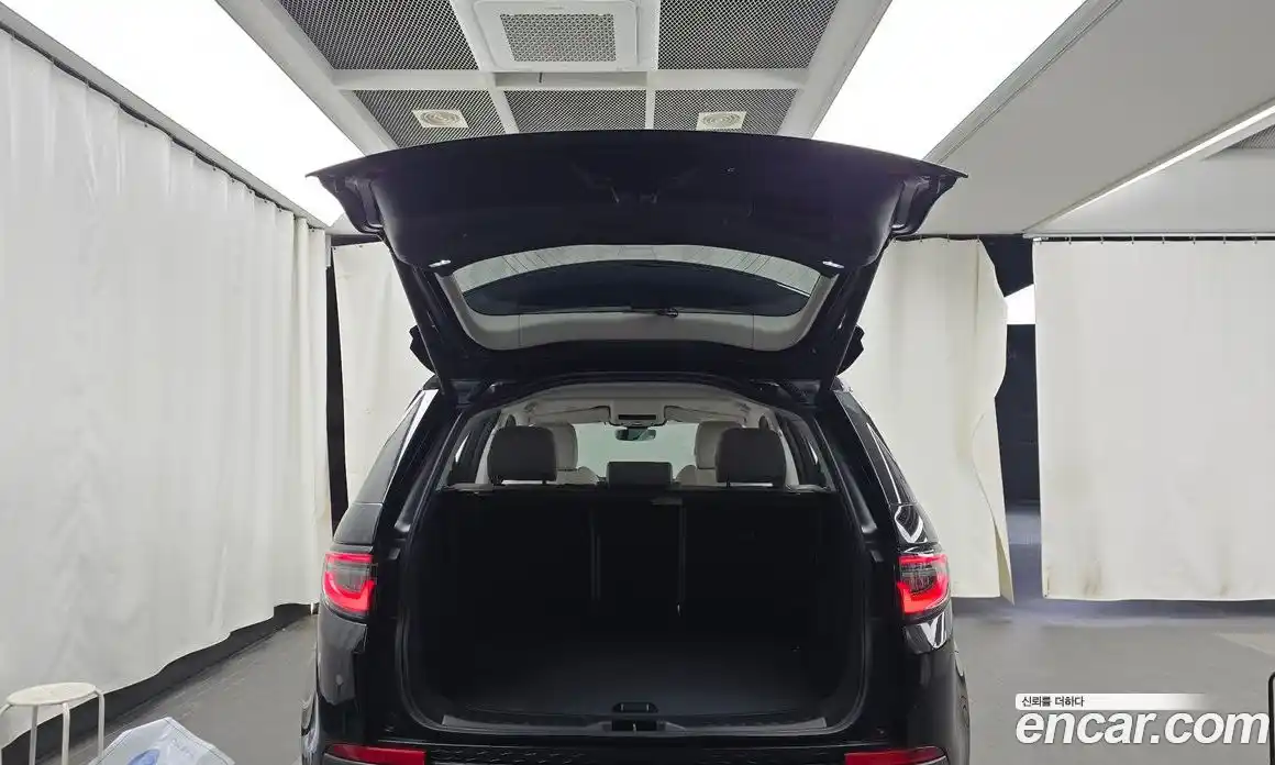 Land Rover Discovery Sport 2023 2.0 гидро в Москве № 894676, фото 20