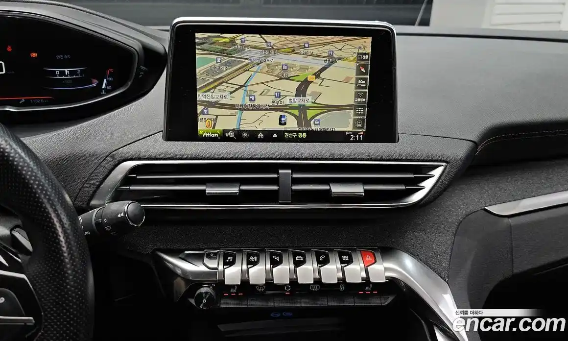 Peugeot 5008 2018 1.6 гидро в Москве № 897411, фото 14