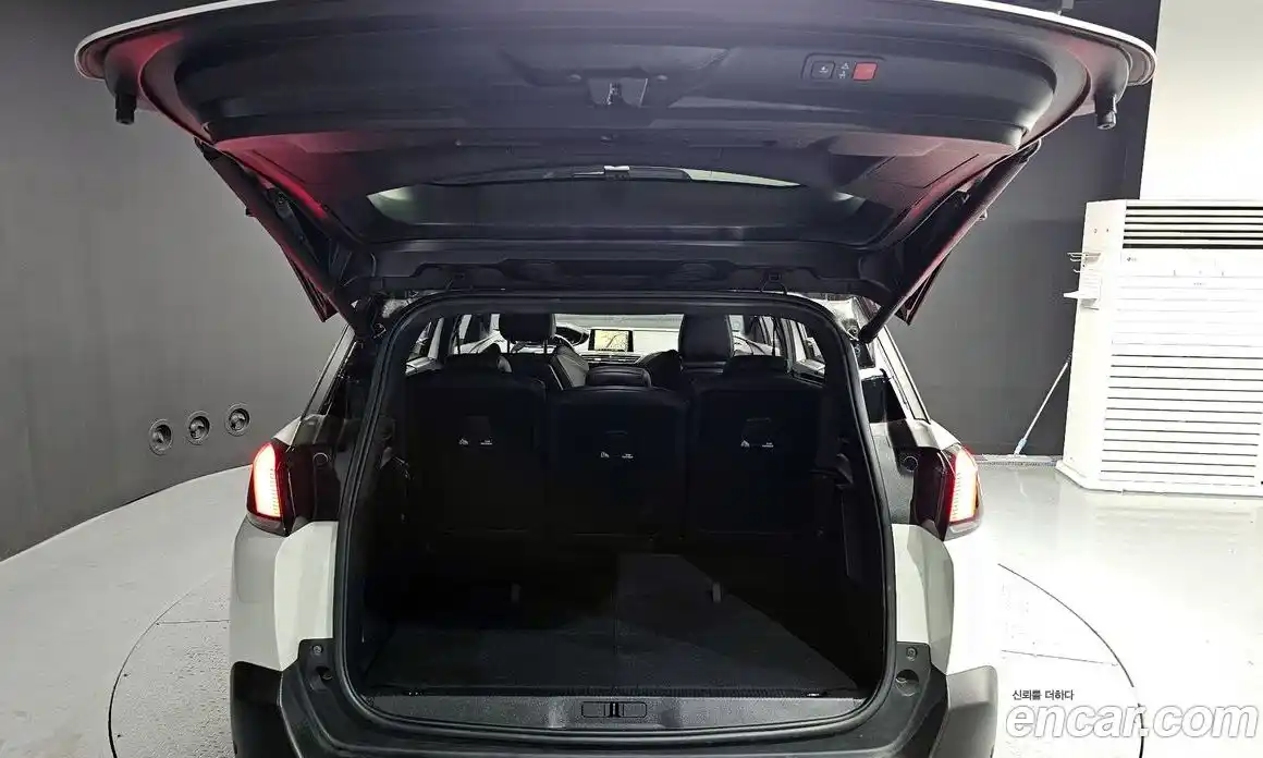 Peugeot 5008 2018 1.6 гидро в Москве № 897411, фото 19