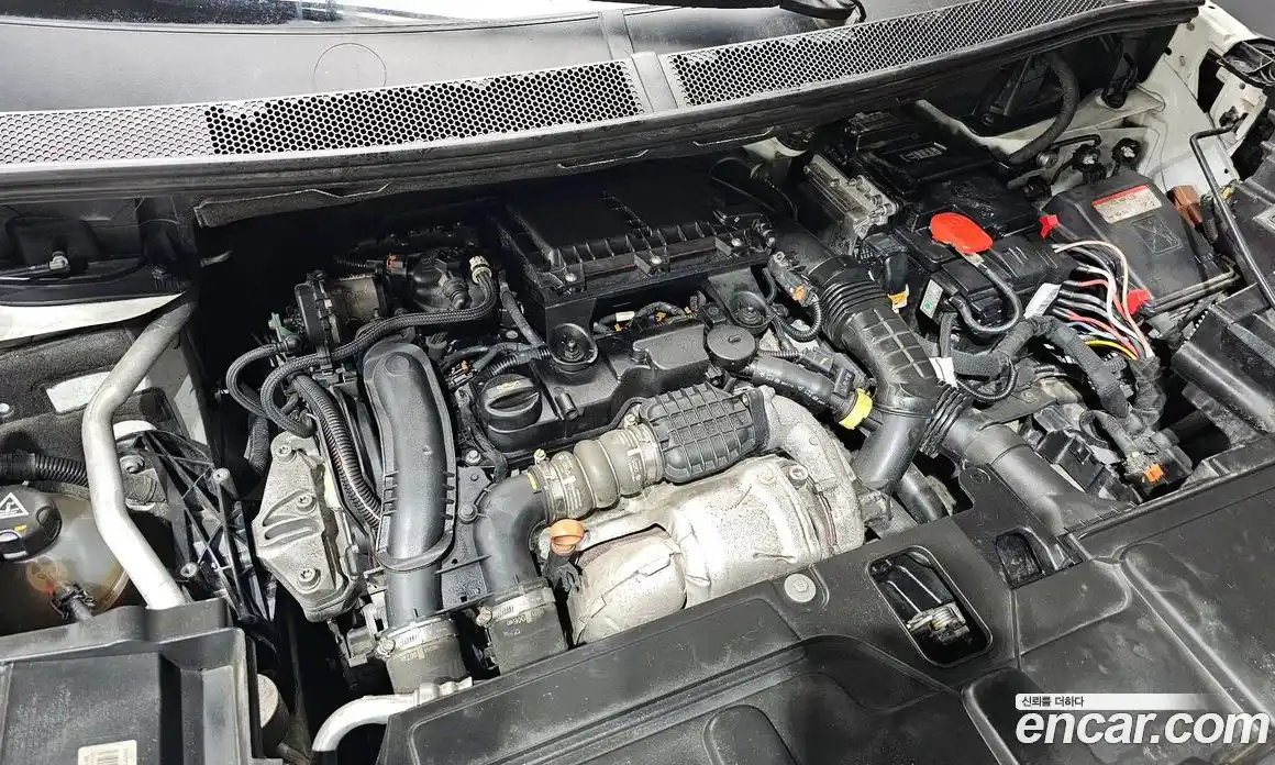 Peugeot 5008 2018 1.6 гидро в Москве № 897411, фото 6