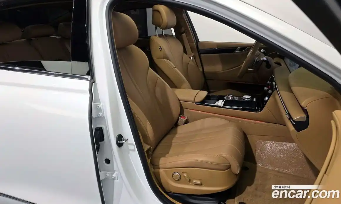 Genesis G80 2025 2.5 Автомат в Москве № 930338, фото 12