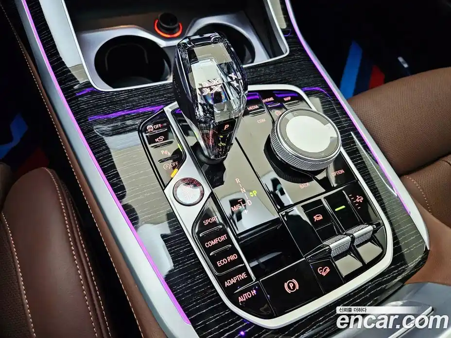 BMW X7 2021 3.0 гидро в Москве № 968043, фото 9