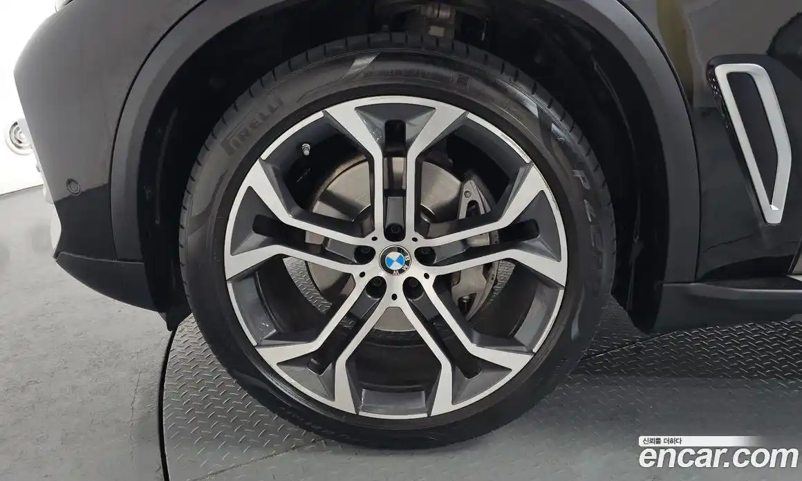BMW X5 2022 3.0 гидро в Москве № 968191, фото 4
