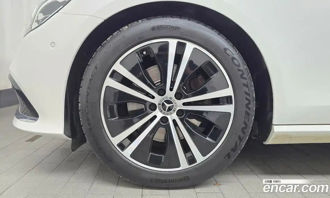 Mercedes-Benz E-Class 2021 2.0 гидро, фото 5