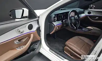 Mercedes-Benz E-Class 2021 2.0 гидро, миниатюра 11