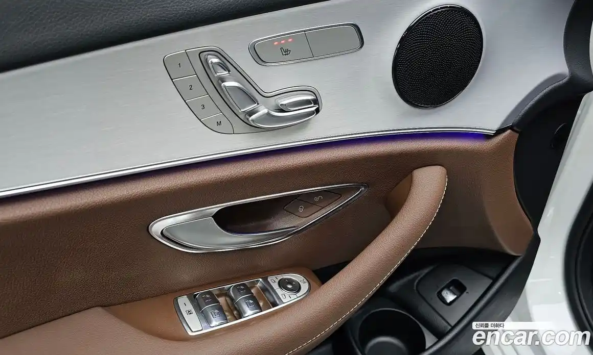 Mercedes-Benz E-Class 2021 2.0 гидро, фото 17