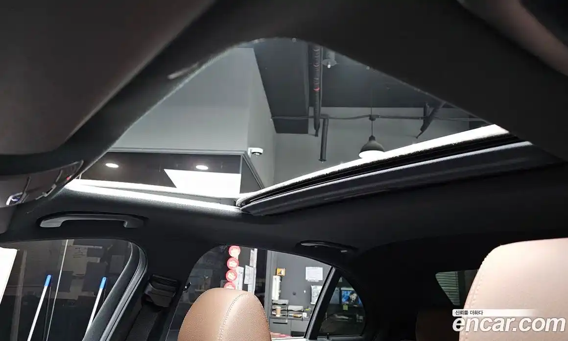 Mercedes-Benz E-Class 2021 2.0 гидро, фото 19