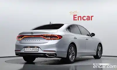 Hyundai Grandeur 2016 2.4 Автомат в Москве № 970681, миниатюра 2