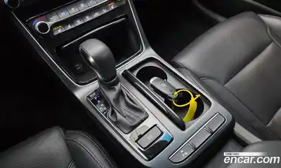 Hyundai Grandeur 2016 2.4 Автомат в Москве № 970681, миниатюра 9