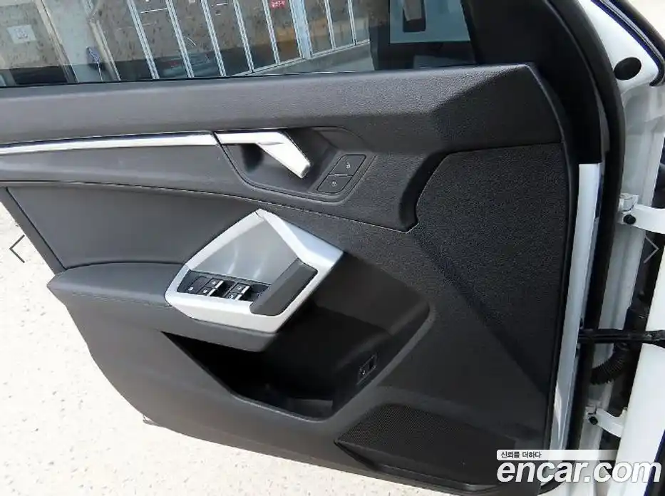 Audi Q3 2023 2.0 Автомат в Москве № 971257, фото 11