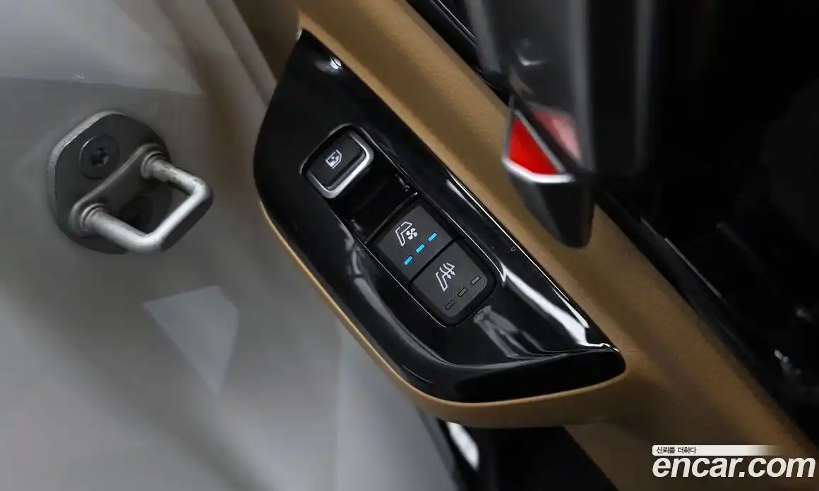 Kia Canival 2022 3.5 Автомат в Москве № 972683, фото 18